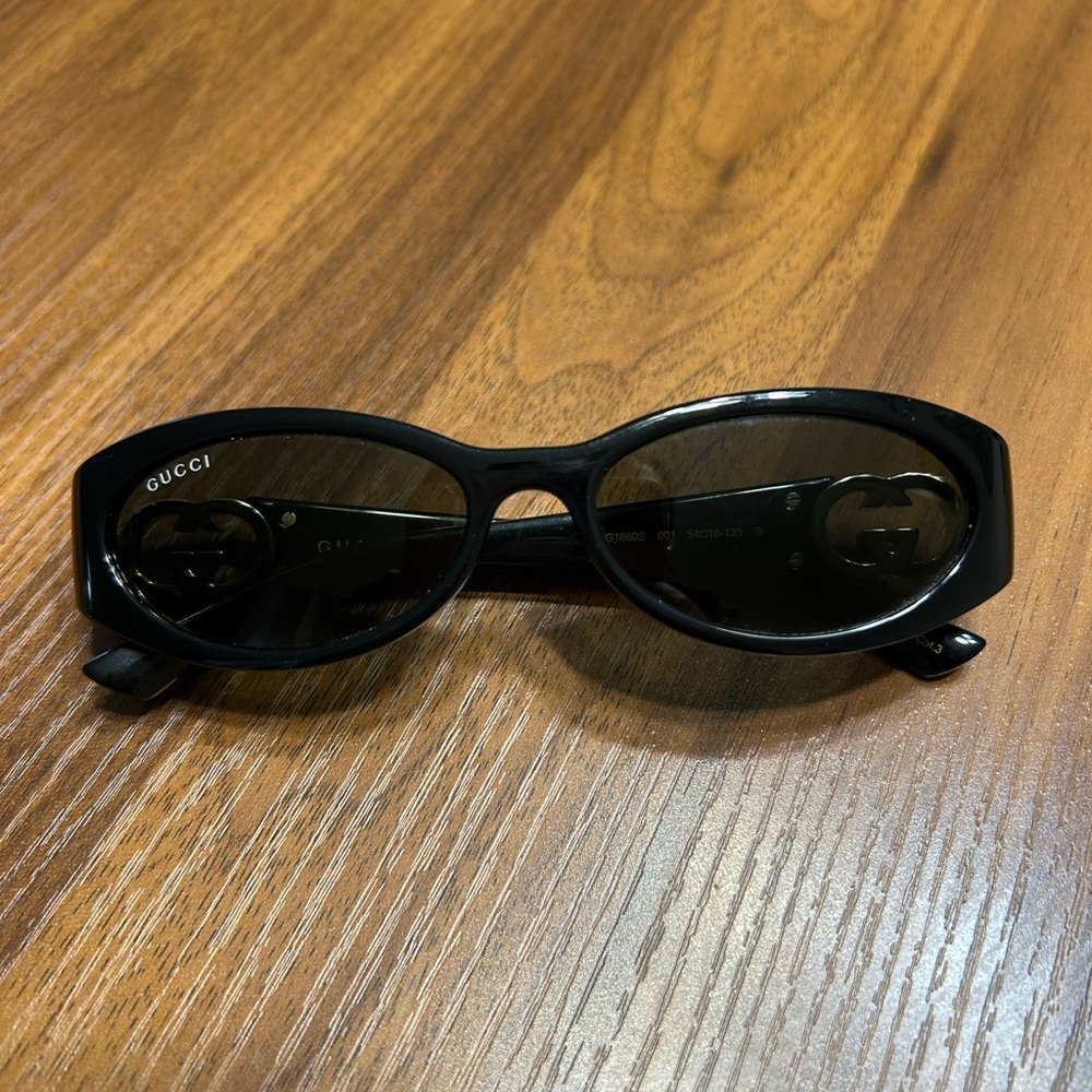 Gucci Black Sunglasses